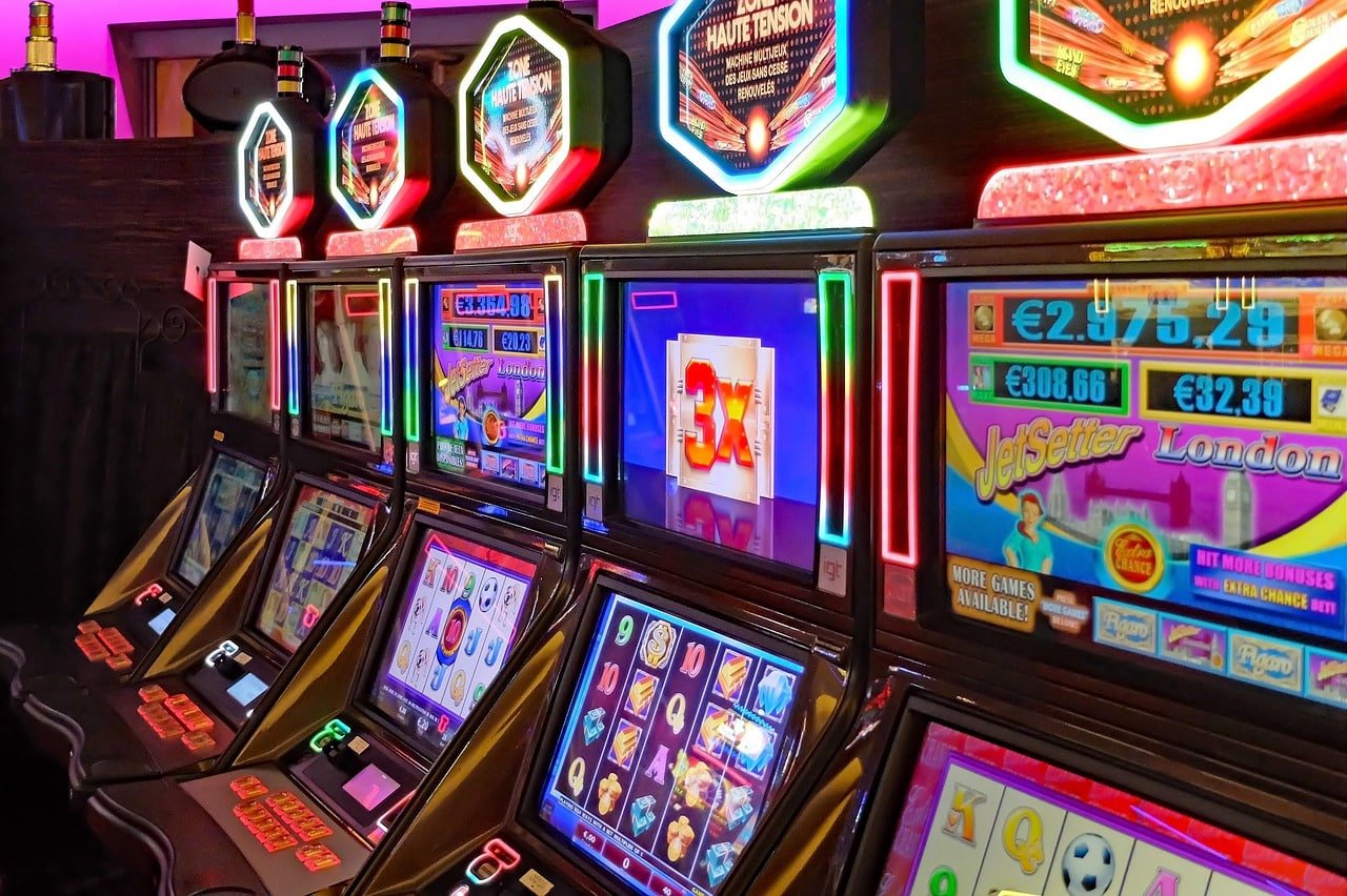 pay777 Blackjack Poker online card game မြန်မာ ကစားသမားများ